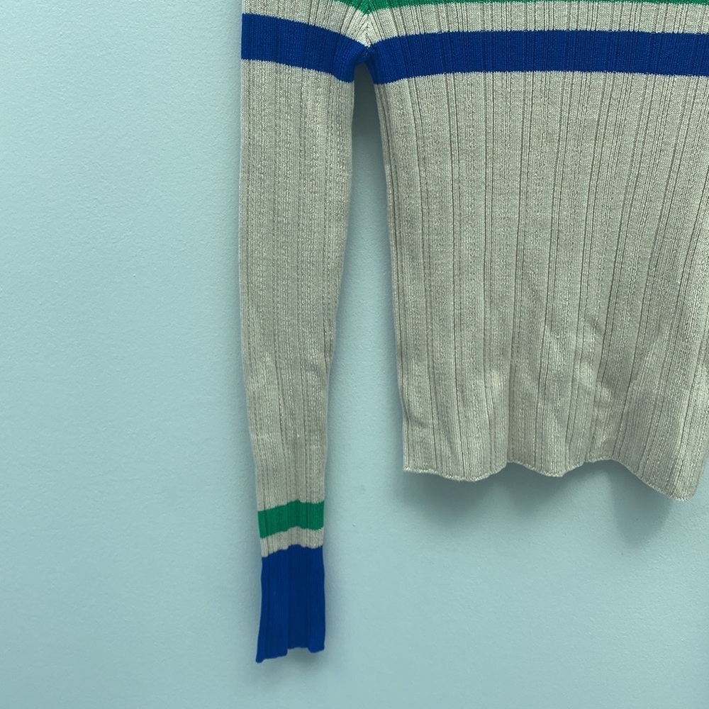 Urban Outfitters Open Back Sweater - Picture 11 of 13